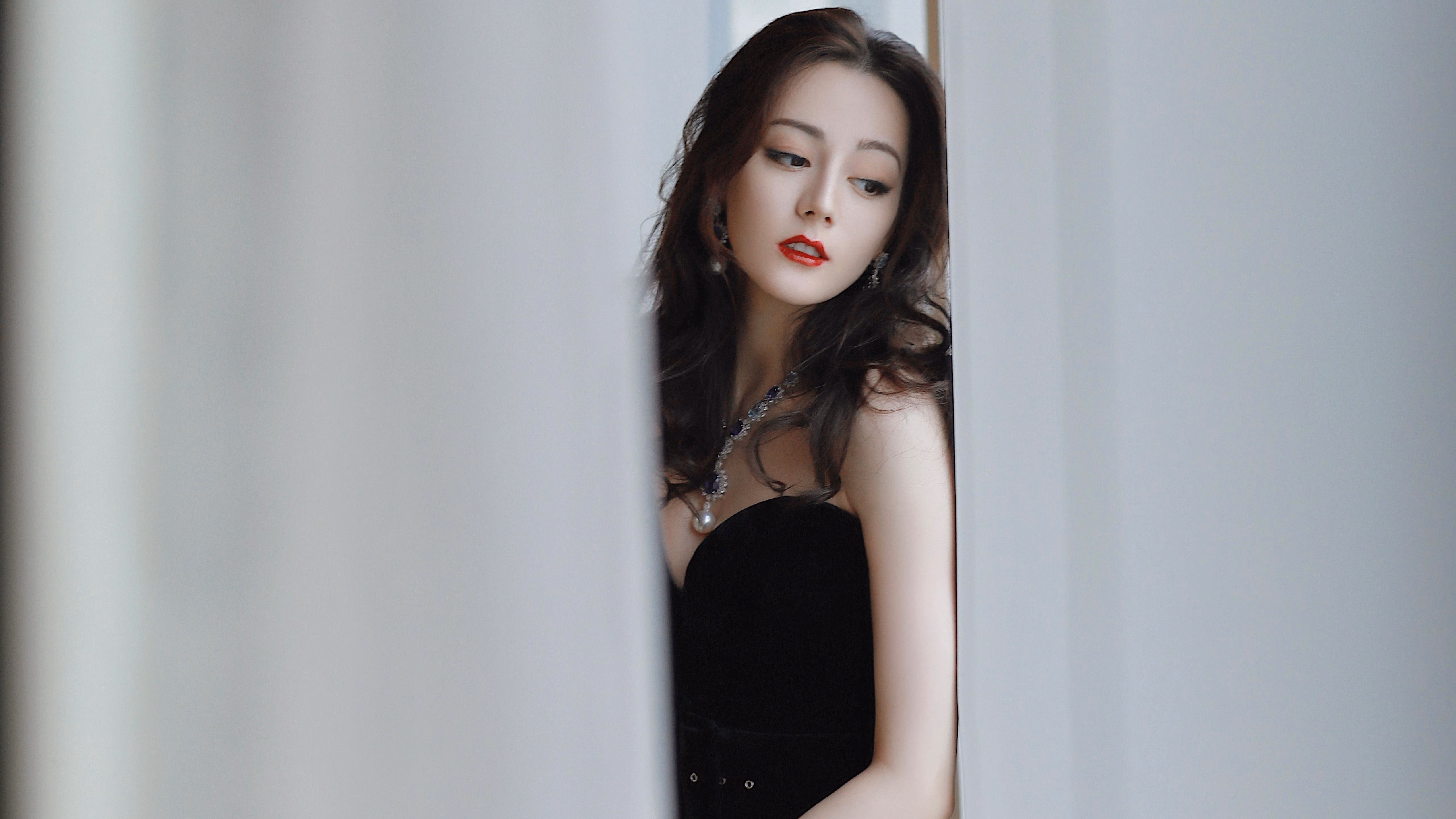 Kaiyun APP-2025年冰雪运动会，冰上飞驰点燃激情，2020冰雪运动会视频